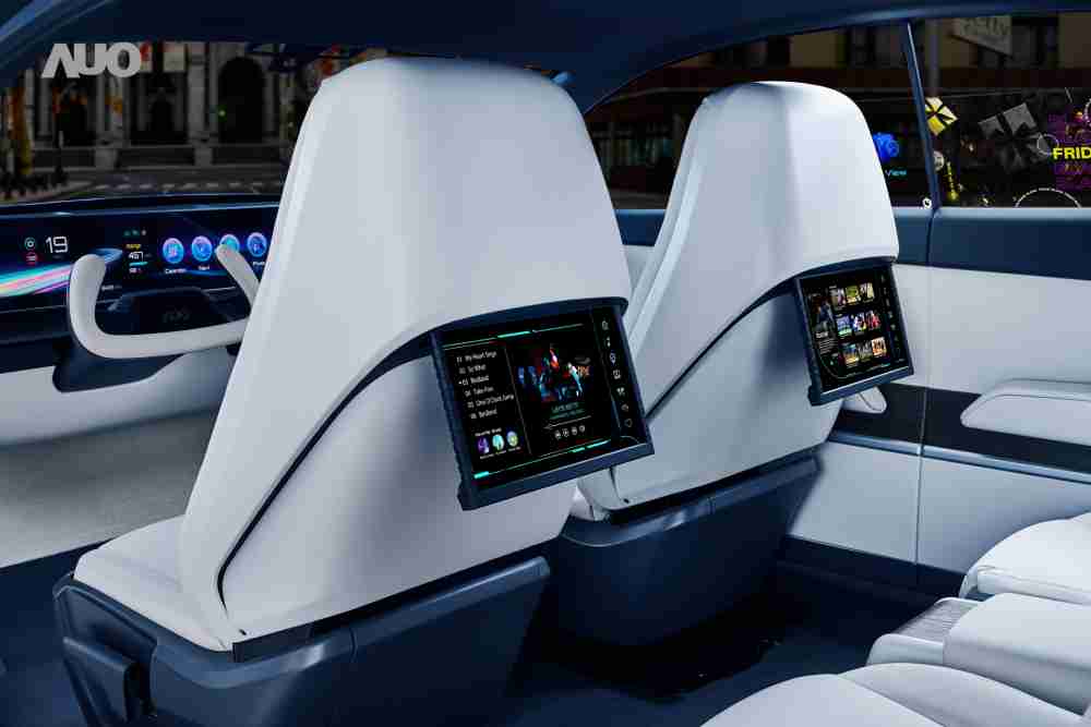 PA直营将于CES 展示全新Smart Cockpit 2024，，可紧密串连使用者多元需求，，，，并革新座舱内部的应用和设计，，带来身历其境且引人入胜的视觉飨宴，，，，满足驾乘人员的全方位体验